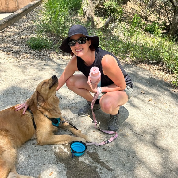 Meet your Posher, Adrienne - Picture 5 of 7